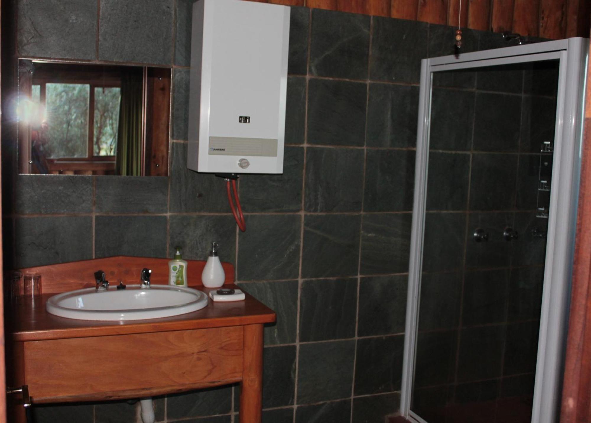 Greenfire Drakensberg Lodge Bonjaneni Room photo